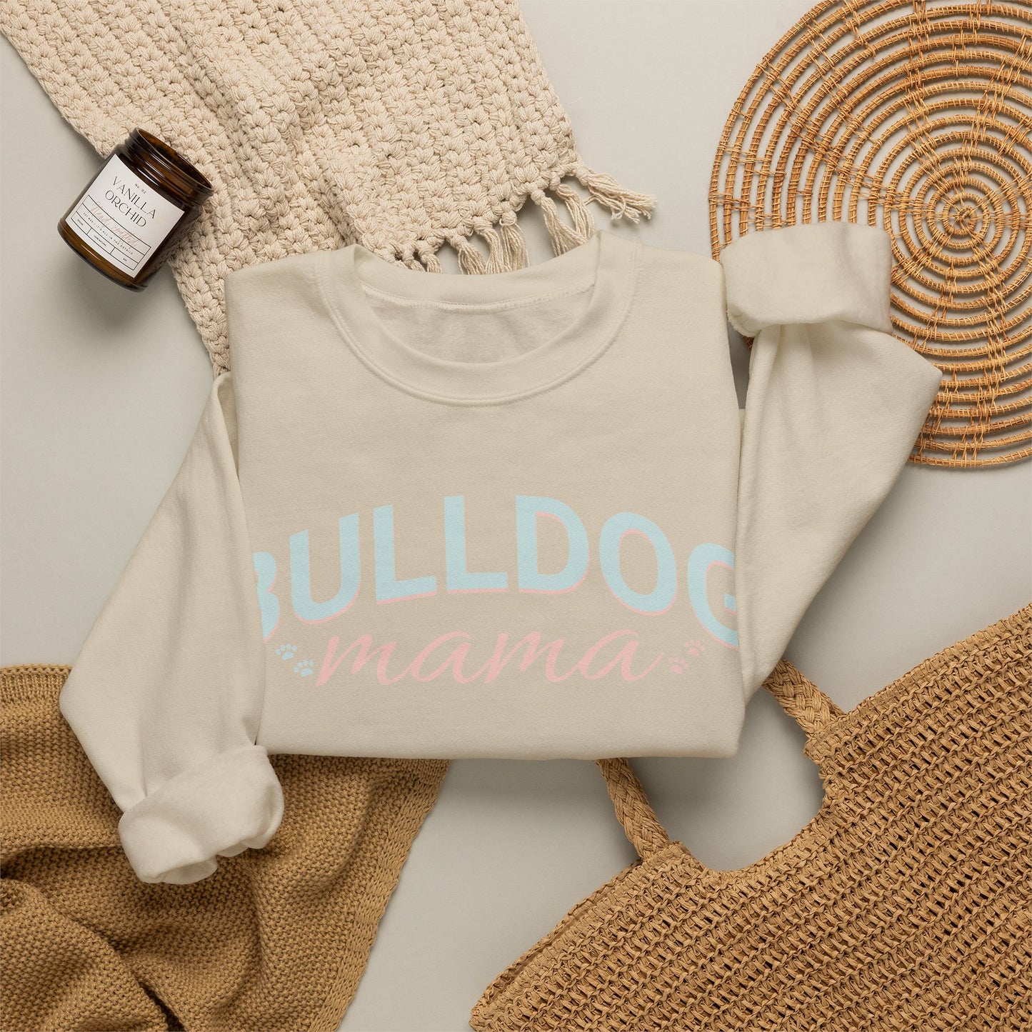 Bulldog Mom Sweatshirt  Bulldog Mom Sweatshirt,  Bulldog Crewneck, Dog Lover Sweatshirt, Bulldog  Sweater, Dog Mom, gift for mom,